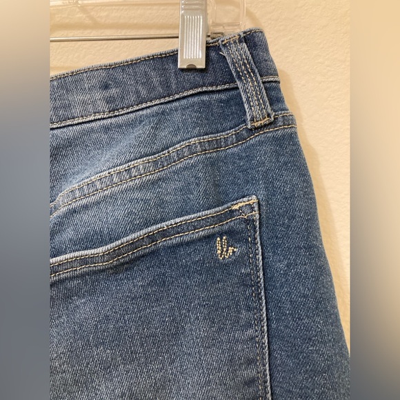 LuLaRoe 90s Relaxed Denim in the Baltic Wash - Picture 9 of 11